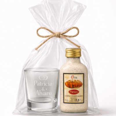 LICOR CON CHUPITO PERSONALIZADO